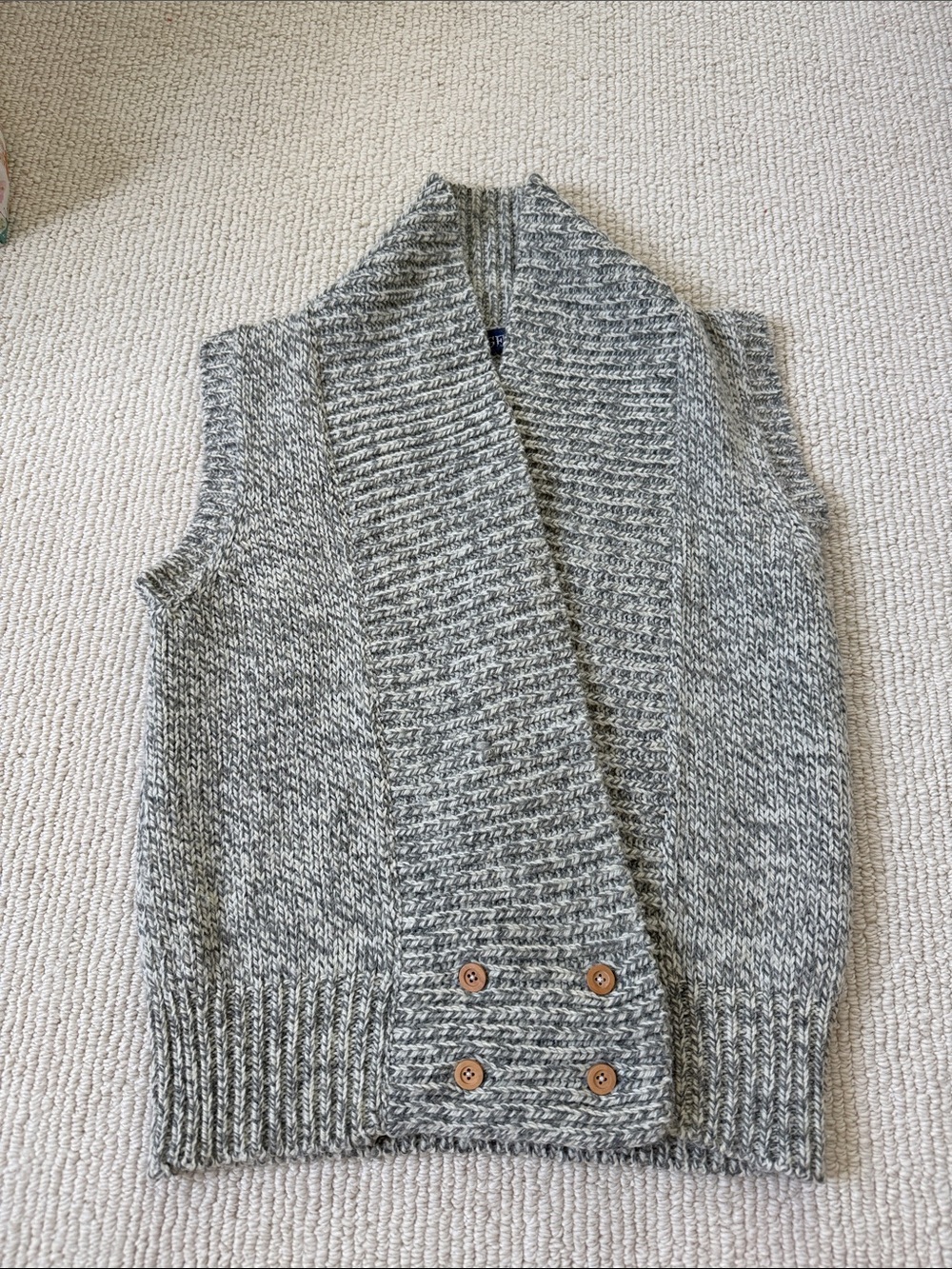Cozy Cable Knit Sleeveless V-Neck Sweater Vest - Gray